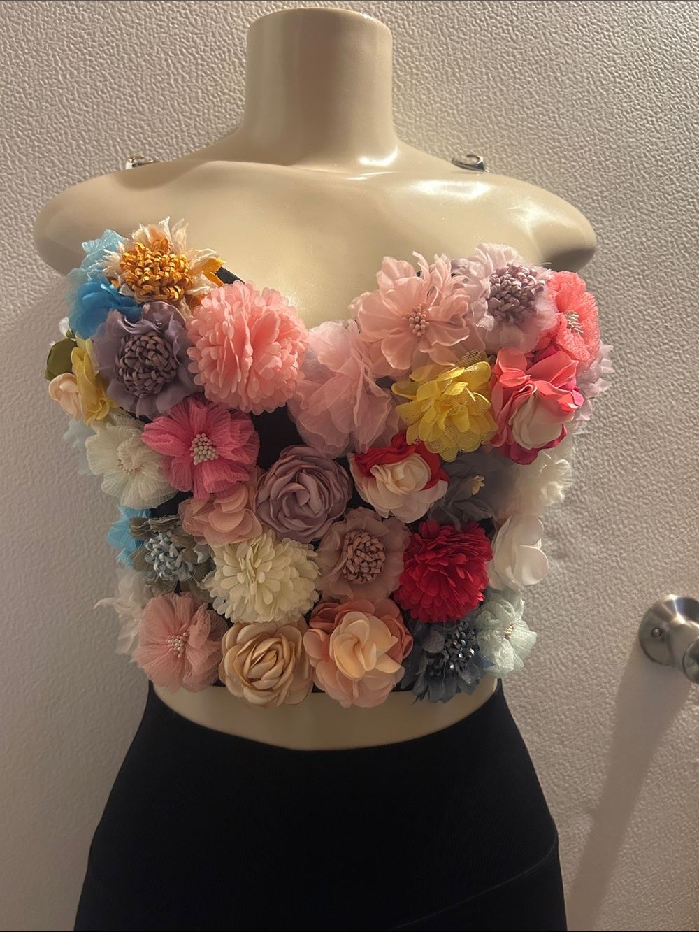 Main Strip Floral Appliqué Multicolor Bustier